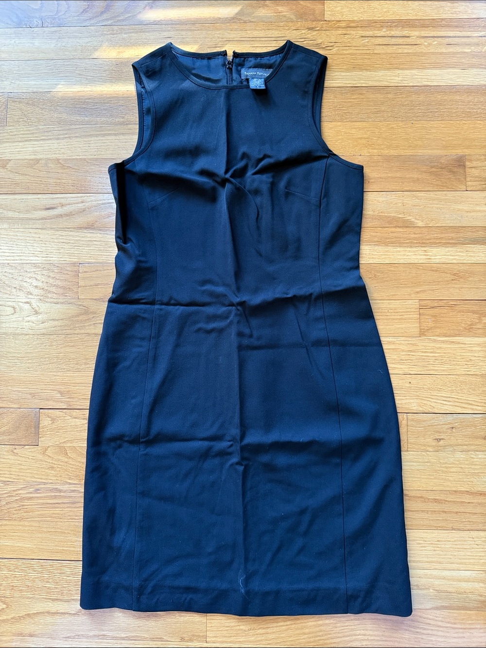 Banana Republic Black Sleeveless Sheath Mini Dress